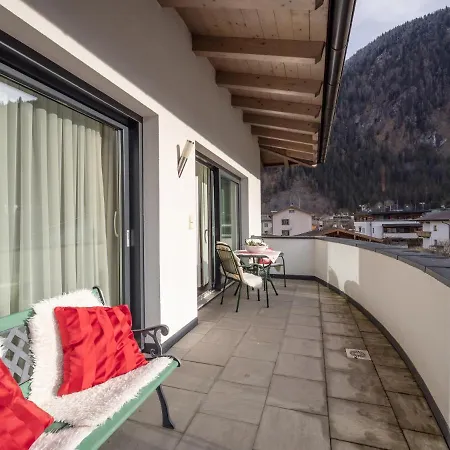 Partoll Apartament *